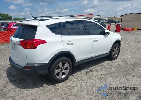 2015 Toyota Rav4 Xle z USA, uszkodzony, nr VIN JTMWFREV9FJ032725